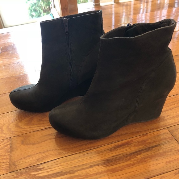 Nicole Brown Leather Ankle Boots - Picture 2 of 4